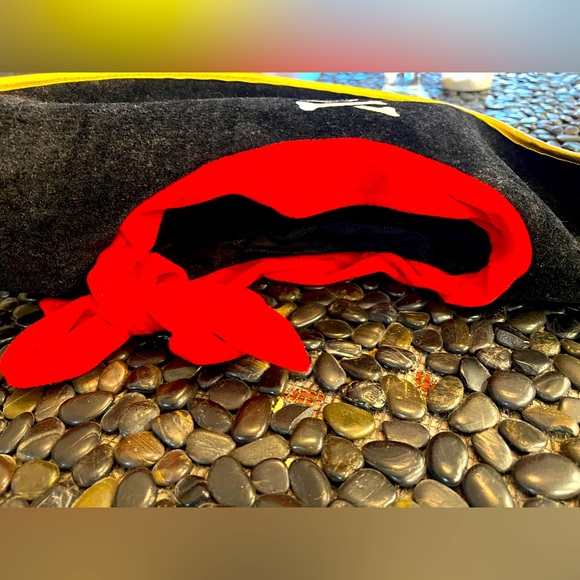 Halloween Kids Pirate Hat - Picture 3 of 4